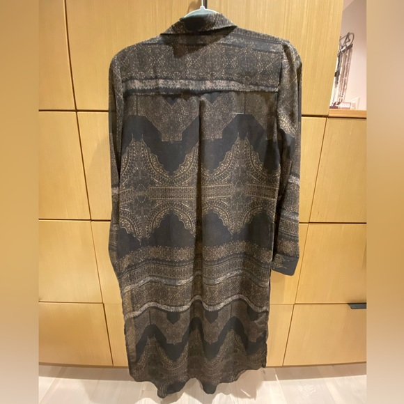 Dex sheer button up, size small - Picture 3 of 3